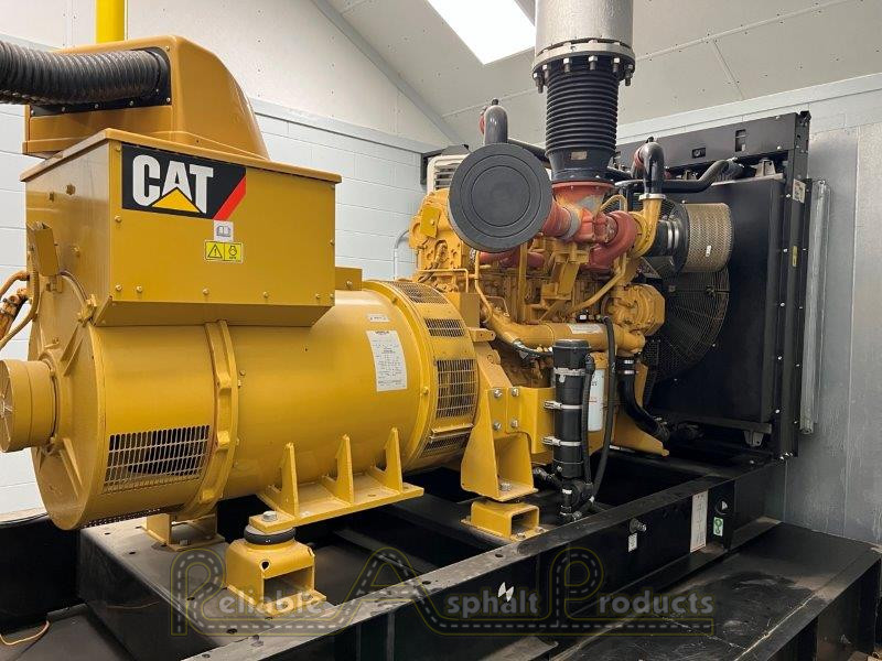 CAT Generator Reliable Asphalt Products (1)