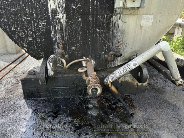 RAP-16910 Hyway 30k Gal Skid-mounted AC Tank – Reliable Asphalt Products (11)