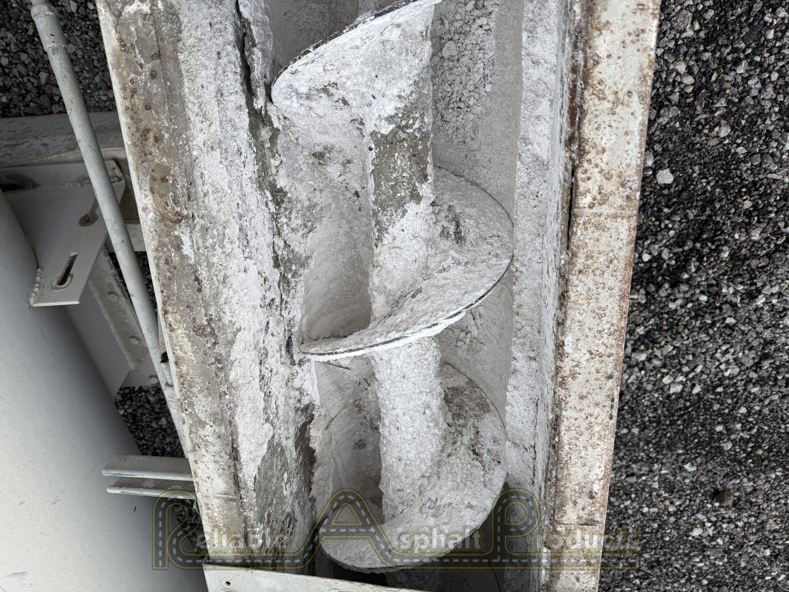 RAP-17024 14in x 24′ Trough Style Auger – Reliable Asphalt Products (5)